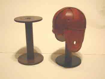 mini helmet stand LG